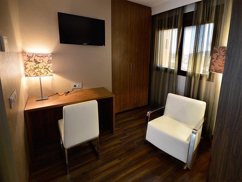 Gran Hotel Botanicos Теруэль Номер фото