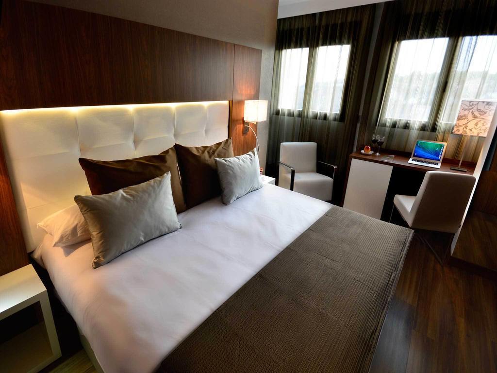 Gran Hotel Botanicos Теруэль Номер фото